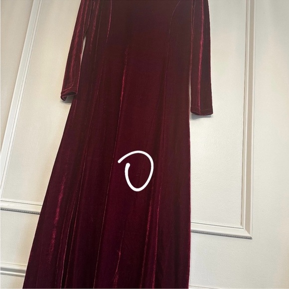 Urban Coco Velvet Burgundy Long Sleeve Dress - Size XL - Picture 6 of 10
